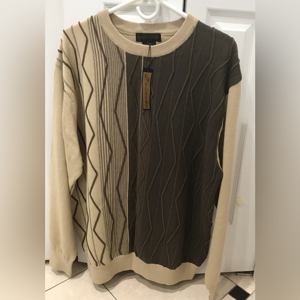 🍏🍏 NWT Men’s Sweater, Size XL